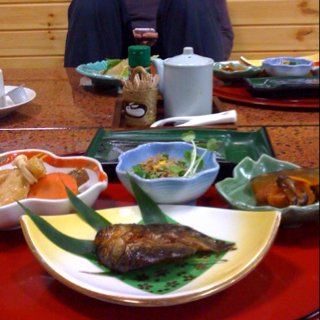 朝食