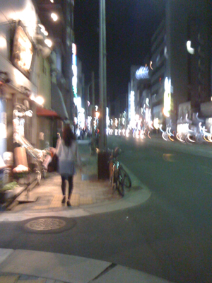 京の夜に