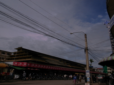 R1051608